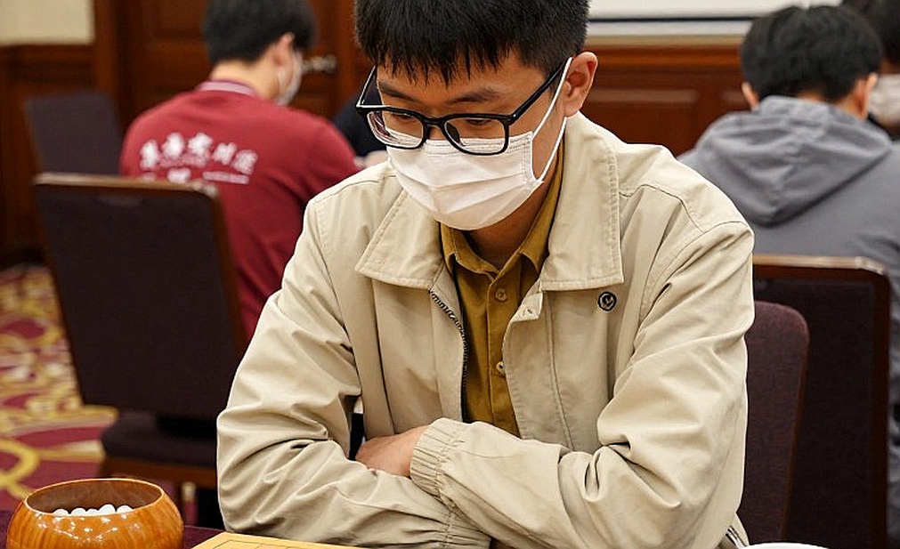 ChessBase Magazine #225: प्राग 2026 की 27 मिनिएचर और 'क्यों' का बाज़ार