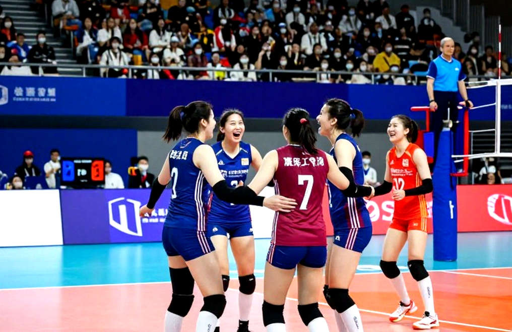 Behind Şengün's 29-7-7: The Echo of Moody Center, a 36-Minute Load, and One Missing Number